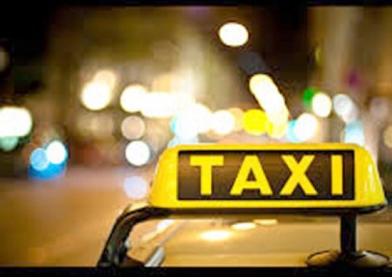 Accident în Mamaia: luat pe capota unui taximetru!